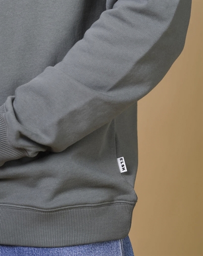 Elsk - Globe Men's Raglan Crewneck Sweatshirt - Castor Grey 